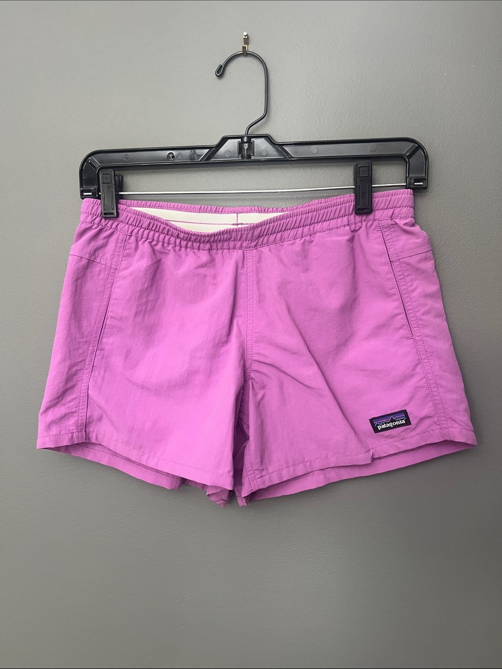 Patagonia Girl’s Bright Pink Active Shorts - Size XL